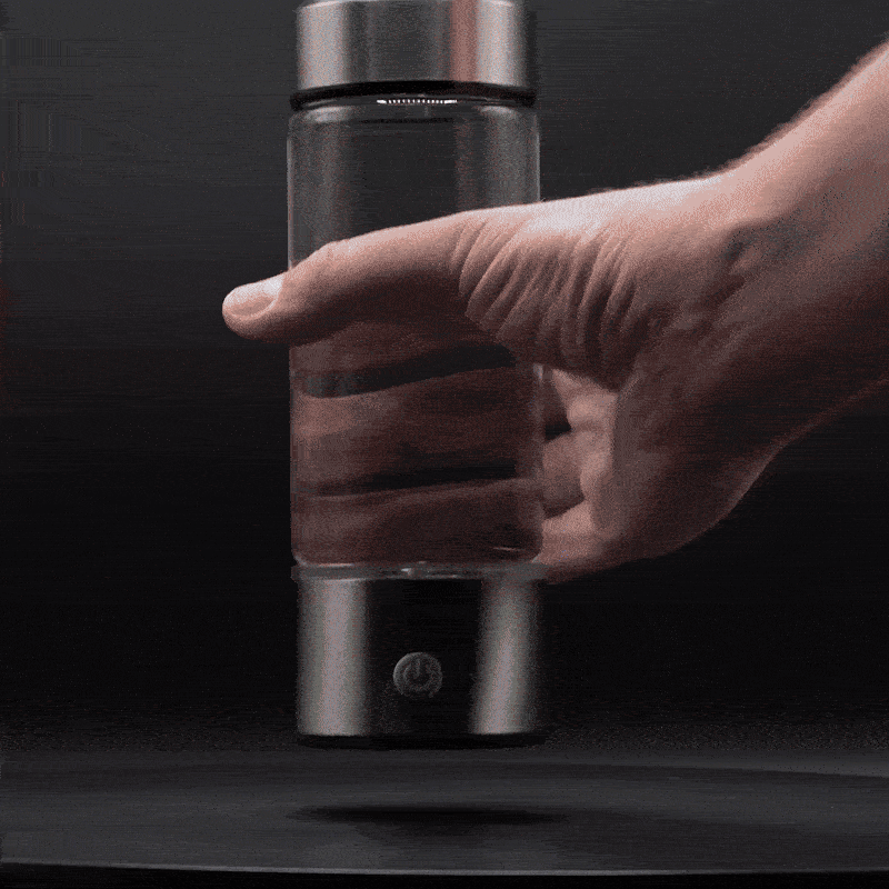 AquaVitalEliteHydrationInThePalmofYourHand1-ezgif.com-optimize_compressed
